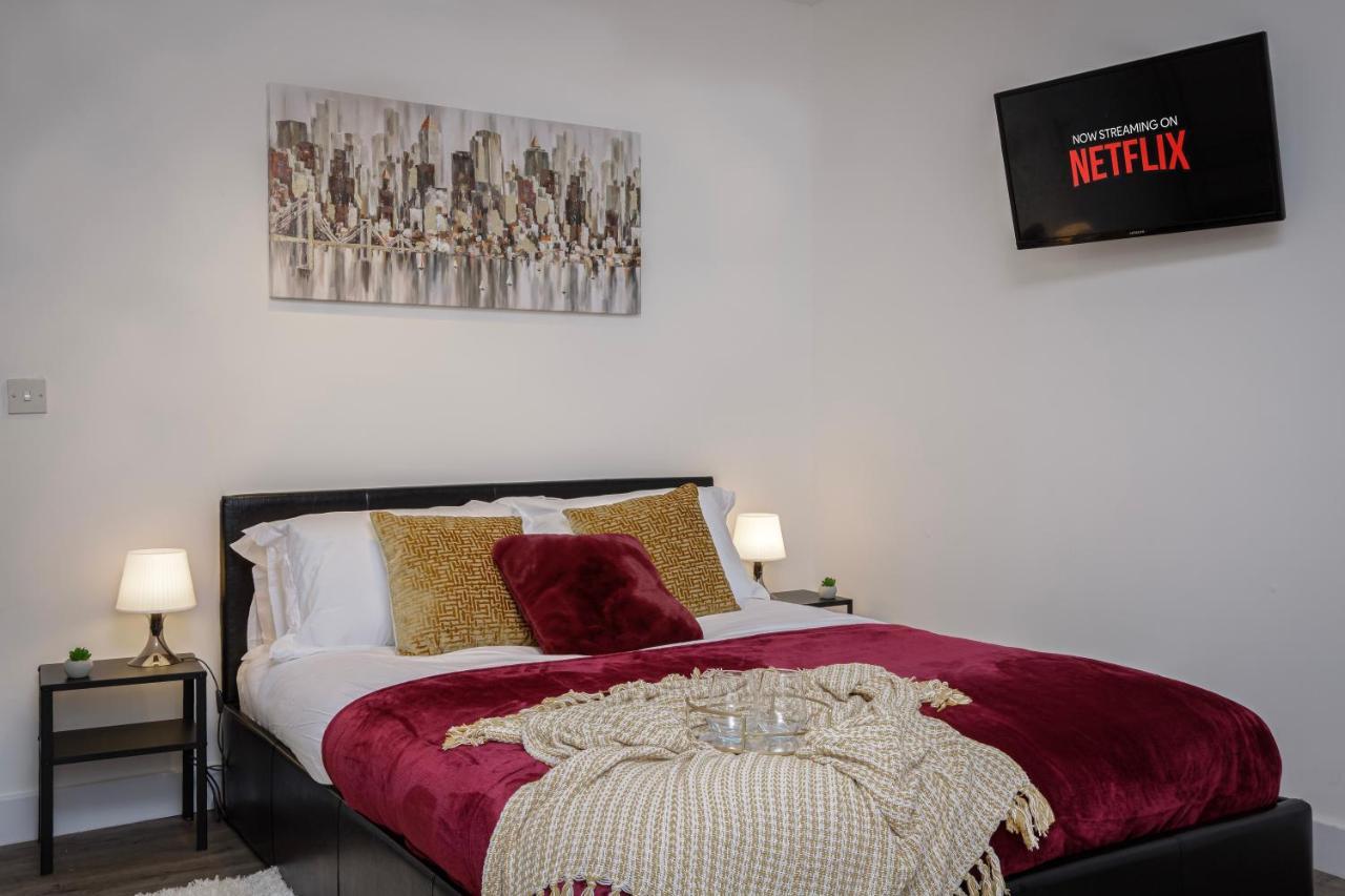 King Sized Luxury - Stylish Studio Flat Blackpool Bagian luar foto